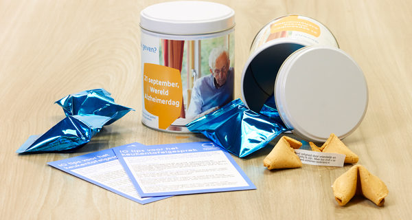 Blikken met fortune cookies voor Acteon Thuiszorg