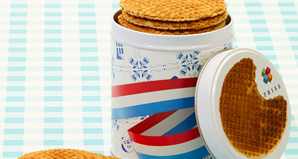 Blikken met stroopwafels voor FRISS