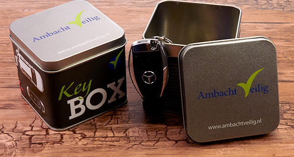 Een sleutelbox als bescherming tegen inbraak voor keyless entry auto’s in Gemeente Hendrik-Ido-Ambacht